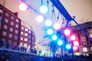 Lähikuva valoteoksesta LUX Helsinki -tapahtumasta 2019