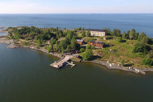 Ilmakuva Harakan saaresta.