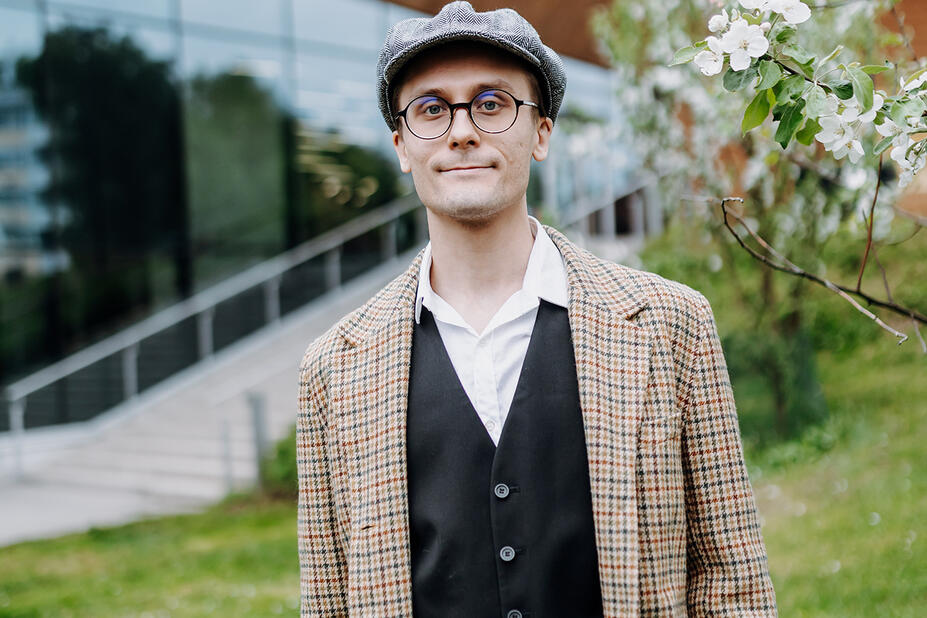 Juhani Tuulivaara.